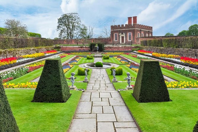 Windsor & Hampton Court Executive Vehicle Private Tour with Pass - What your chauffeur does, and what is left to you