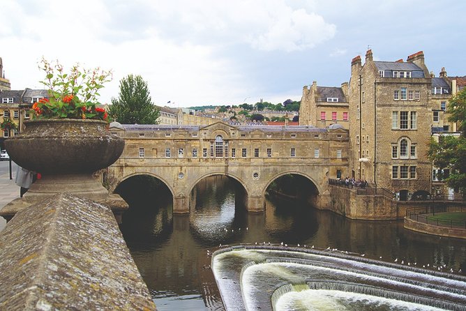 Windsor, Stonehenge and Bath Day Trip from London Spanish - Who should book this day trip