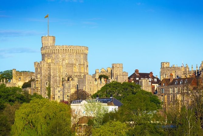 Windsor, Stonehenge and Bath Day Trip from London Spanish - Stonehenge and the limits of a one-hour stop