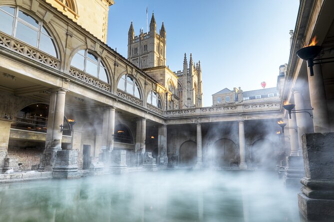 Windsor, Stonehenge and Bath Trip from London - St. George’s Chapel and the royal tombs
