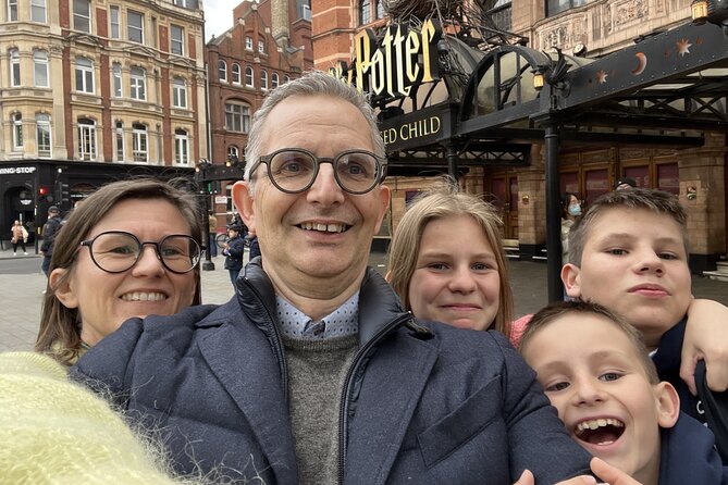 Wizarding London: Interactive Game & Magical Walking Tour - Turning London into a wizarding game